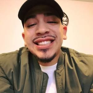 Meet your Posher, Rene